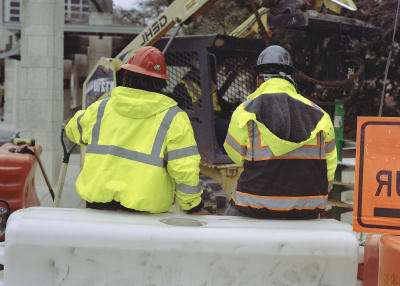 outing-workers.jpg